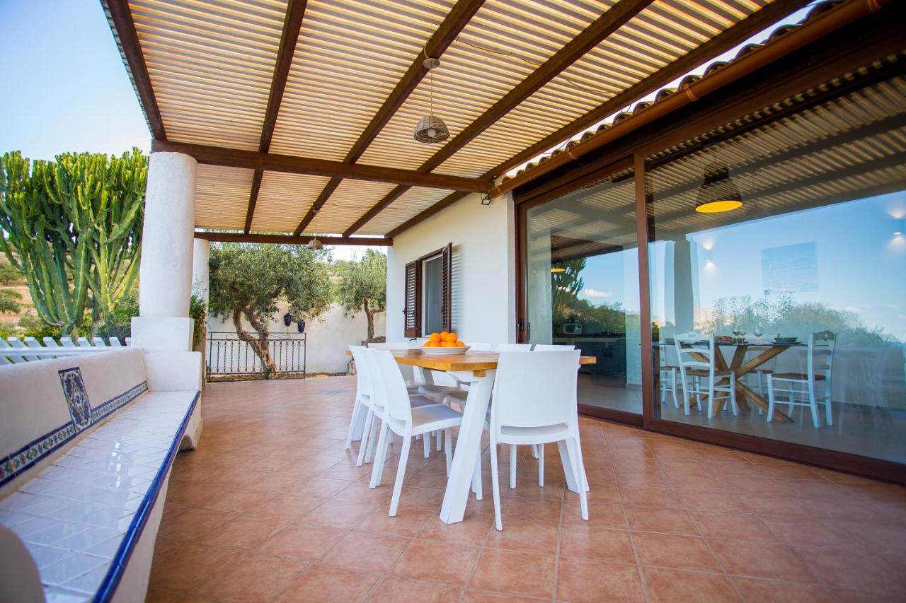Villa Maria Una Finestra Sul Mare Valderice Bagian luar foto