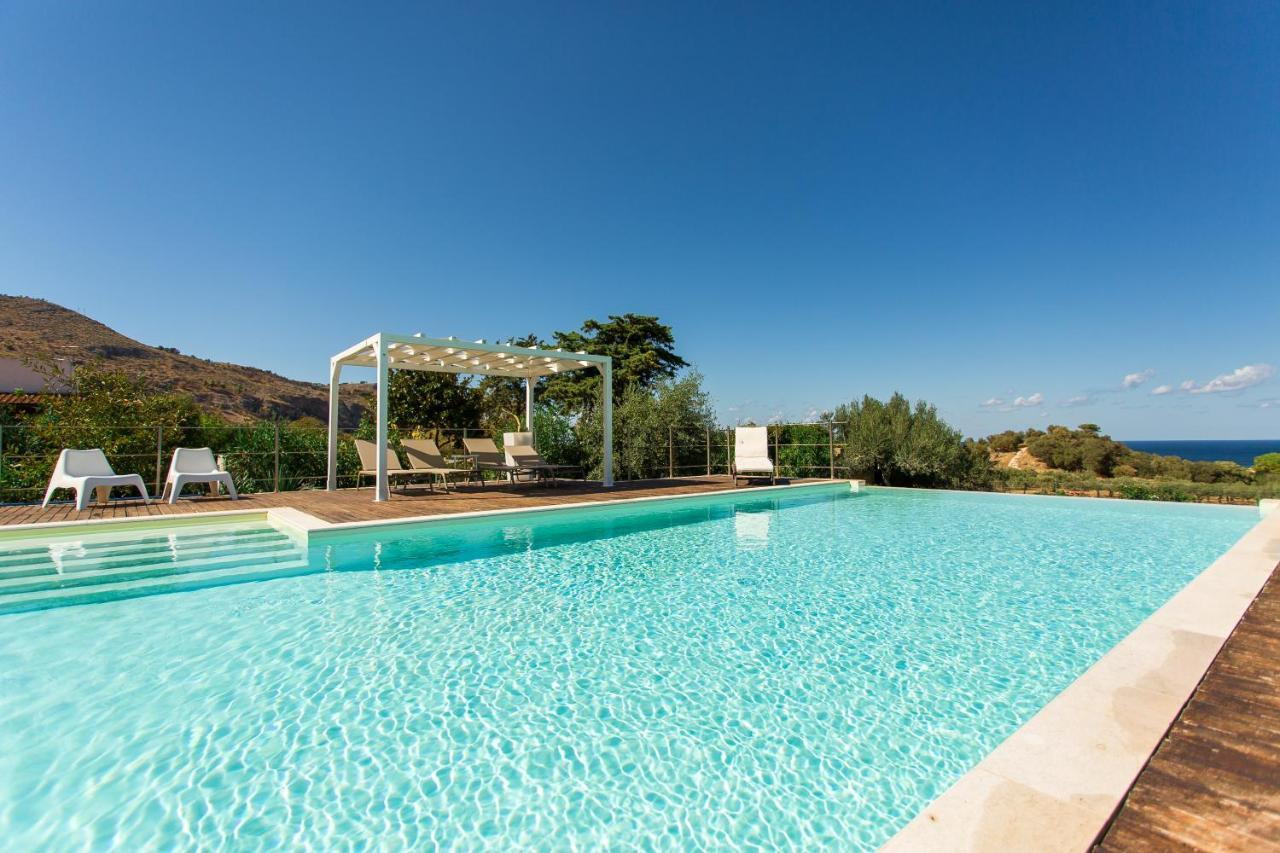 Villa Maria Una Finestra Sul Mare Valderice Bagian luar foto