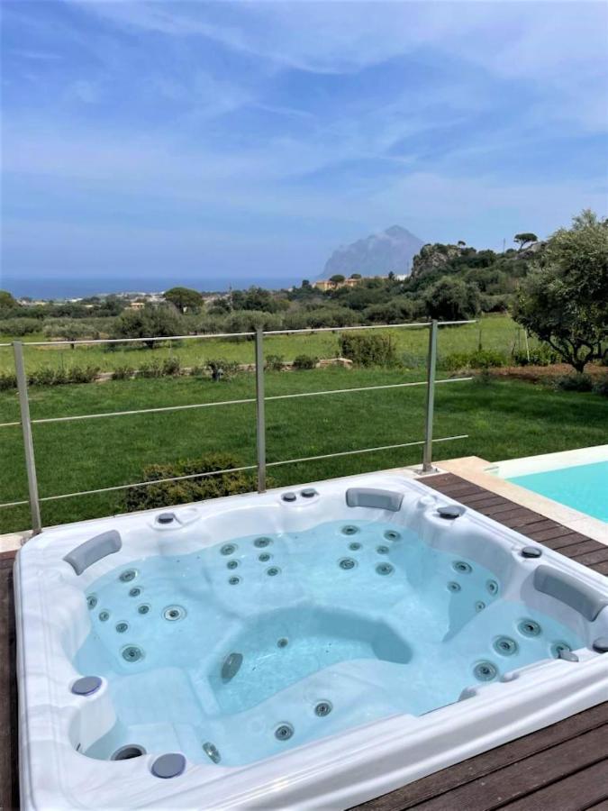 Villa Maria Una Finestra Sul Mare Valderice Bagian luar foto